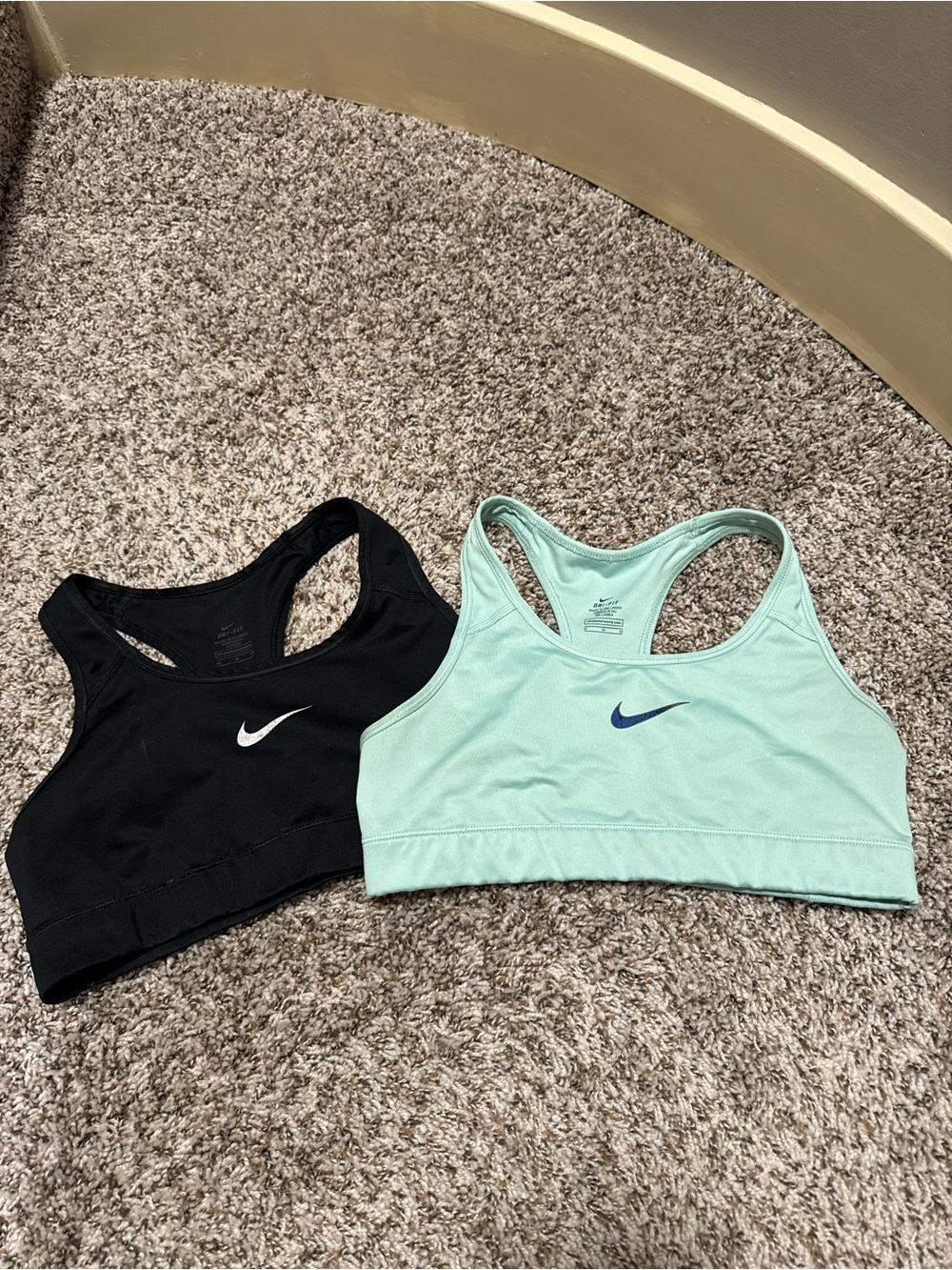 Nike Ladies Swoosh Racerback Sports Bra Bundle - Black & Mint